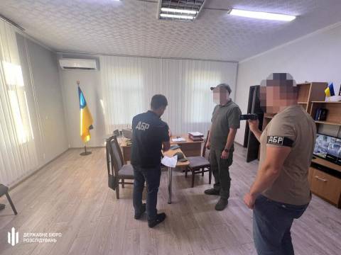 Керівник одного з відділів Львівського ТЦК приховав у декларації квартиру на майже два мільйони гривень