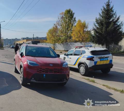 У Дрогобичі водійка Toyota Yaris збила пішохідку 