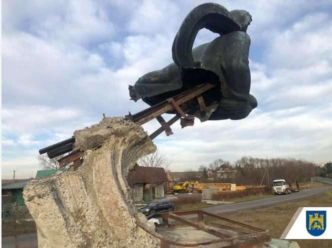 Пам'ятник Русалки Дністрової у Наварії перевезуть до Львова