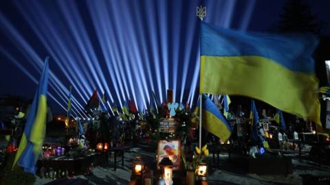 У Львові посилять безпекові заходи під час запалювання променів пам’яті