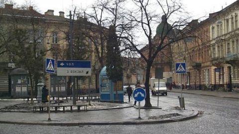 Площу Франка у Львові відремонтують та змінять рух транспорту