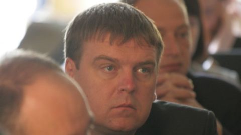 Карбовник зібрав 1,4 млн грн готівки та п'ять картин