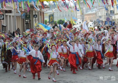 Сьогодні святковим парадом відзначать 757-річчя Львова