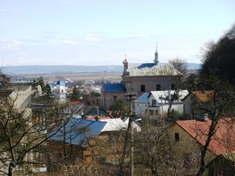 У Винниках не закривали дільниць