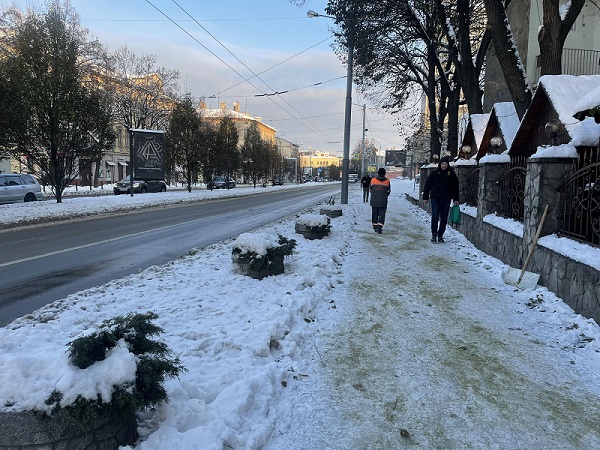 У Львові на 7 перехрестях виявили перевищення забруднюючих речовин у повітрі