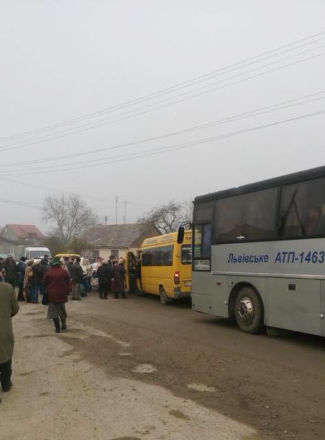 Страйк у Меденичах: на дорогах утворились затори