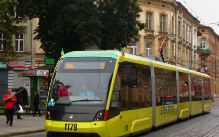 У Львові купили електробус за майже 9 млн грн