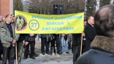 Порошенко нагородив двох львівських воїнів-афганців