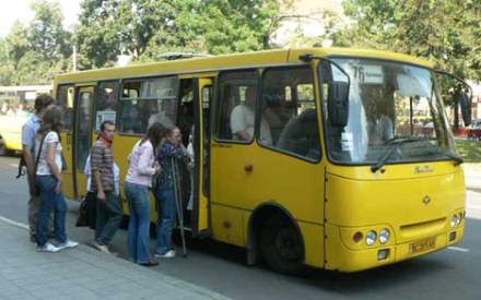 Перевізники Львівщини заговорили про нову ціну на проїзд у маршрутках