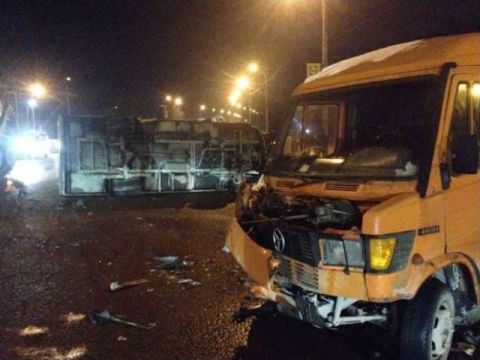 Внаслідок ДТП із львівською маршруткою постраждали 6 пасажирів