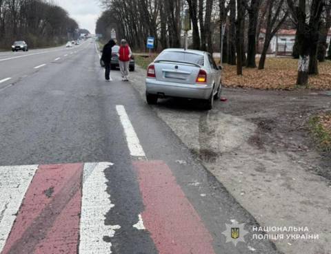 Біля Львова водій Skoda збив пішохідку 