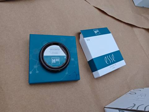 У Шегинях виявили контрабанду брендованої косметики на майже два мільйони гривень