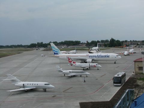 В львівському аеропорту через поломку двигуна "Боїнг 738" припинив зліт