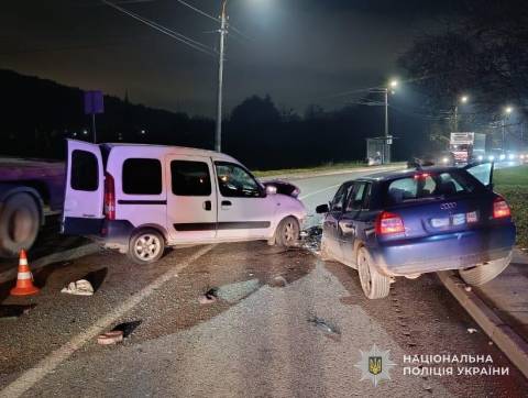 У Львові в ДТП з п'яним водієм постраждали троє людей