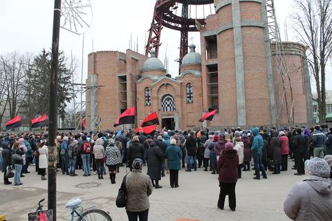 На Львівщині наїхали на електростанцію Ахметова