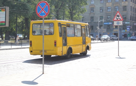 У Львові змінили схему руху двох автобусних маршрутів