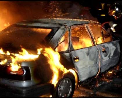 На Львівщині згоріло авто Volkswagen T5