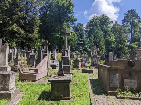 У Львові визначились з новими тарифами на ритуальні послуги