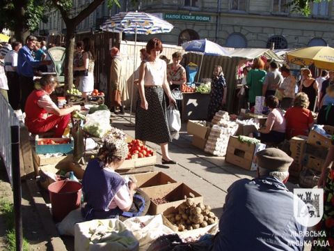 224 рейди щодо ліквідації стихійної торгівлі проведені у Львові