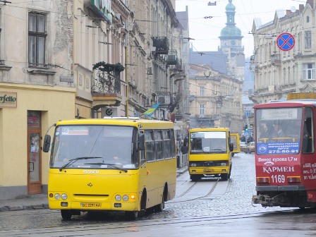 Пільговики видзвонюють львівських перевізників