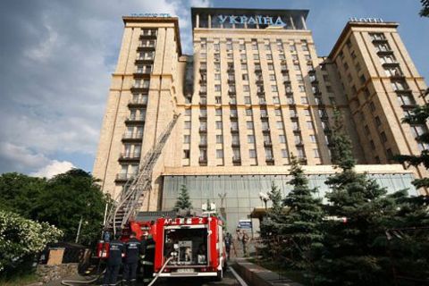 12 трупів біля готелю "України" ідентифіковано: троє виявилися з Львівщини