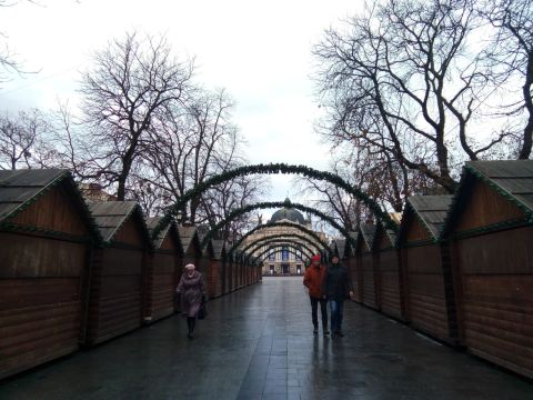 Львів готується до новорічних свят (фото)