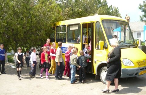 До деяких сіл Радехівщини не ходять шкільні автобуси