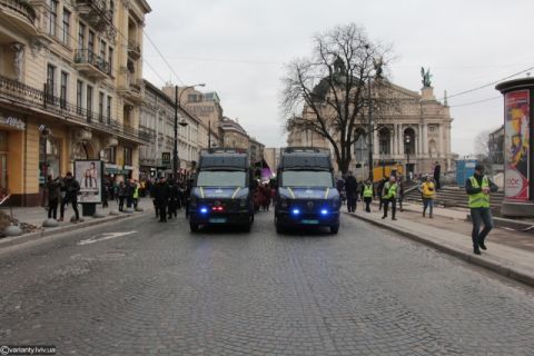 Львівська поліція замовляє опитування про довіру галичан
