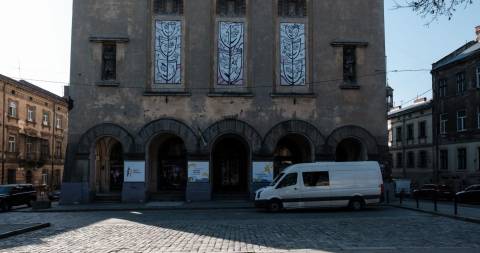 Львівський театр ляльок відмовився від почесних звань