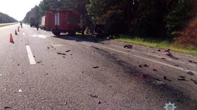 Водію мікроавтобусу, який спричинив ДТП із 6 загиблими, загрожує 10 років ув'язнення