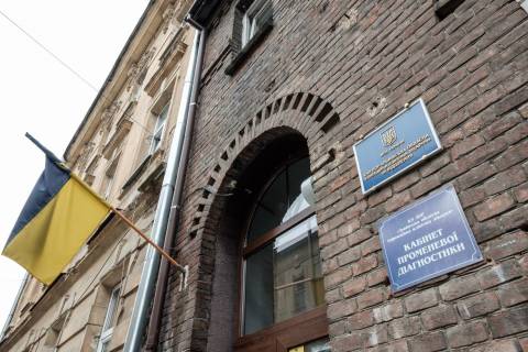 У Львівській інфекційній лікарні запрацювала команда паліативної допомоги