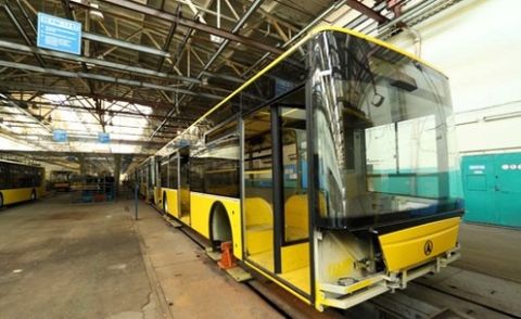 Львівський автобусний завод заберуть за борги