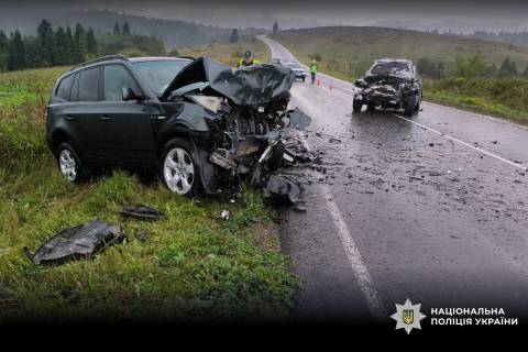 На трасі Львів – Самбір – Ужгород у ДТП постраждали четверо людей