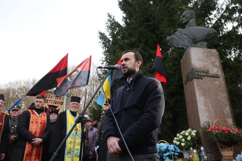 Керуючий справами виконкому Львова у лютому заробив майже 100 тисяч гривень