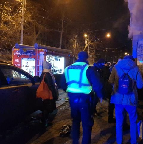 Невідомі напали на салон краси в центрі Львова