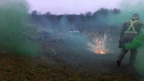 Держава, політики та
гроші