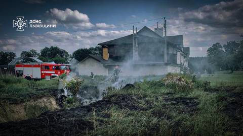 За добу на Львівщині зафіксували понад 15 пожеж сухостою