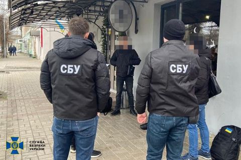 На Львівщині адвокат за 60 тисяч гривень обіцяв підзахисному підкупити суддю