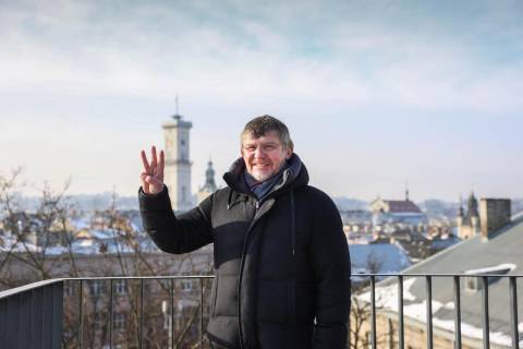 Депутат Гутник їздить на авто дочки вартістю майже чотири мільйони гривень