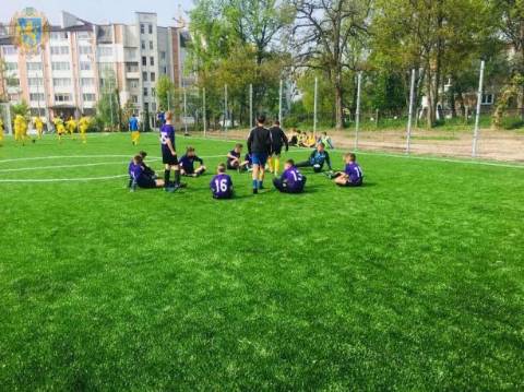 У Червонограді відкрили два нові футбольні поля