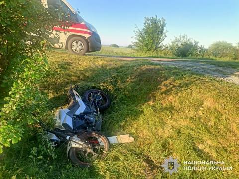 На Золочівщині у ДТП постраждав підліток на мотоциклі