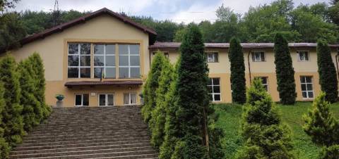 Львівська ОВА обрала нового підрядника з реконструкції турбази у Карпатах