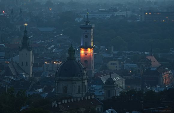 З вини "Онуру" мешканці центру Львова вже три дні без світла